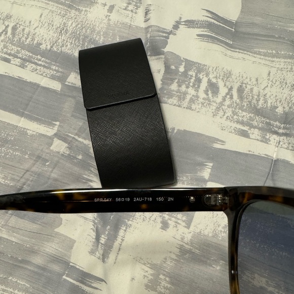 Tortoise PRADA PR 04YS sunglasses - Picture 3 of 6